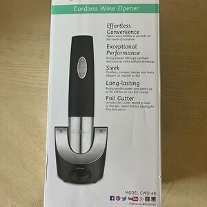 Cuisinart Model CWO-48 Wine Opener